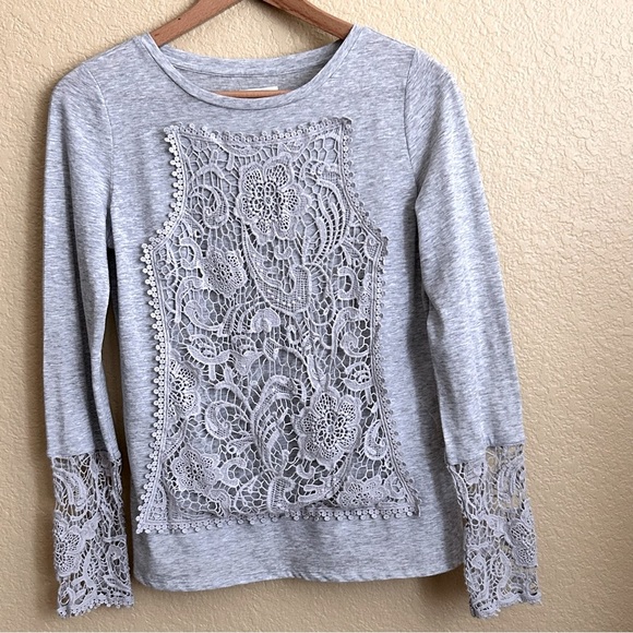 Sundance Lace Traditions Gray Crochet Top - Picture 2 of 8